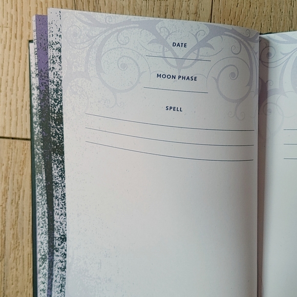 Beautiful spell journal - Wiccapedia - A Book of Shadows - Picture 3 of 4